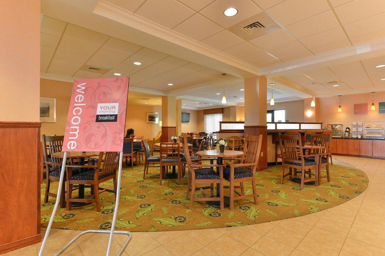 Comfort Suites Lancaster Amish Country Smoketown  Exterior photo
